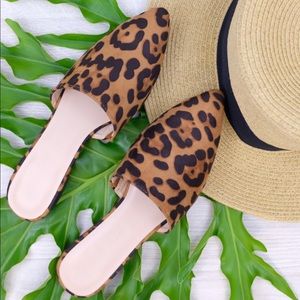 Suede Leopard Print Pointed Toe Mules